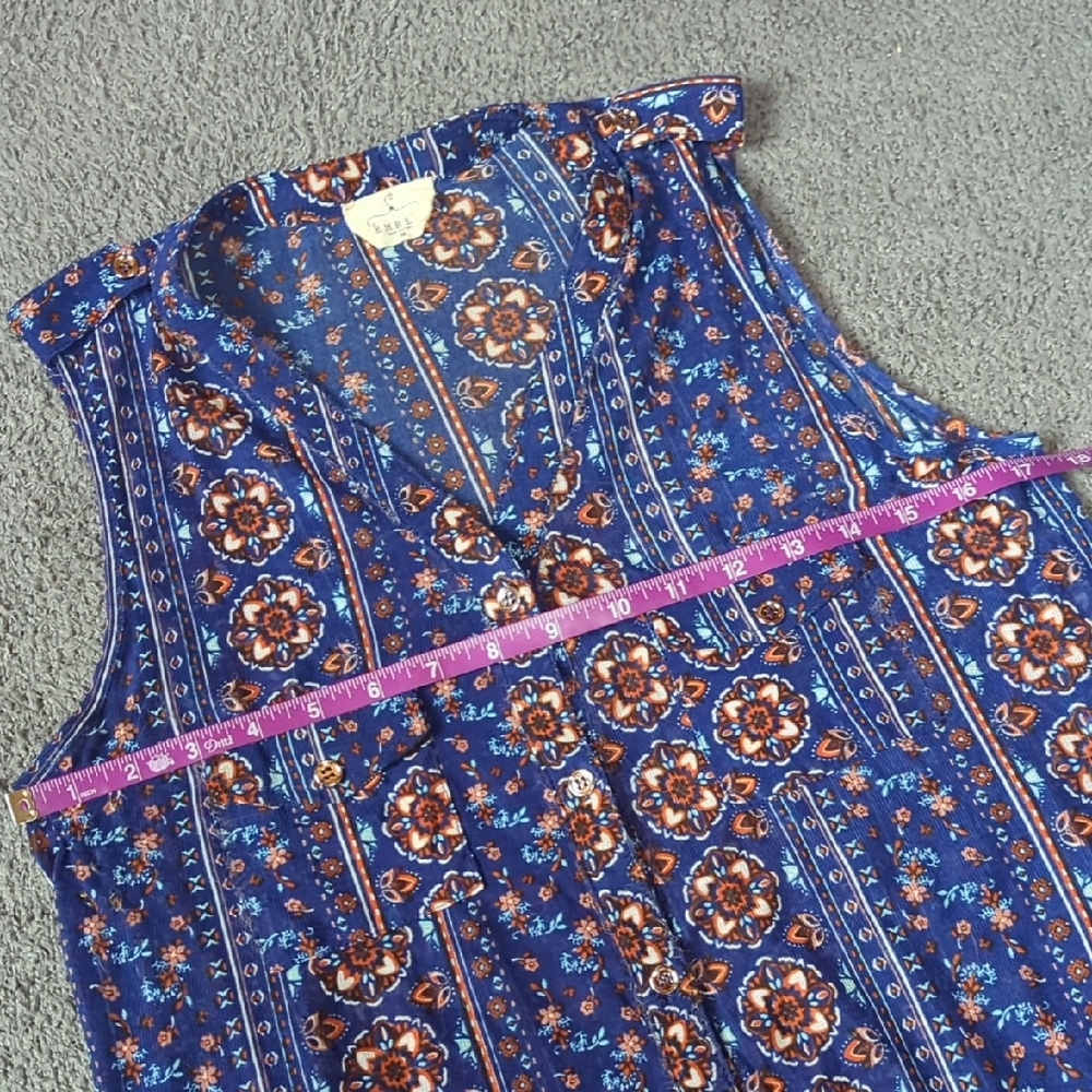 Bohemian Floral Sleeveless Blue Stretch Top - Picture 10 of 16